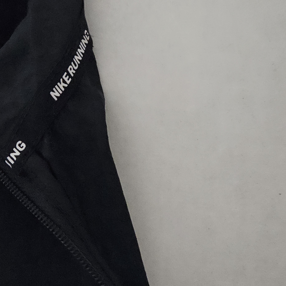 NIKE ACTIVE JACKET - Picture 8 of 10
